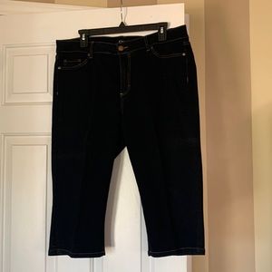 Cropped dark denim jeans